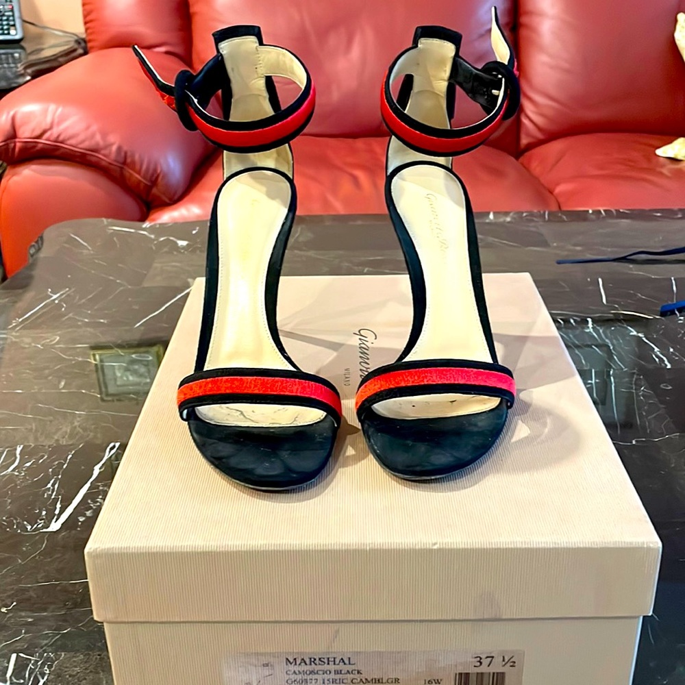 Gianvito Rossi sandal